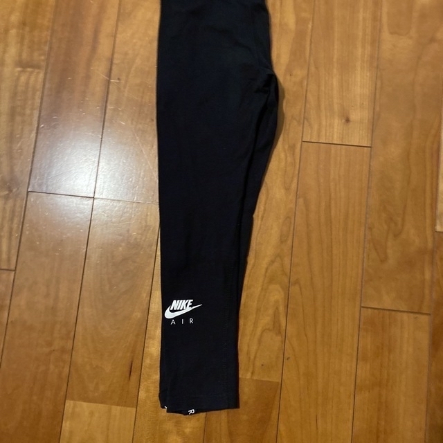 NIKE(ナイキ)のNIKE ガールズスパッツ キッズ/ベビー/マタニティのキッズ服女の子用(90cm~)(パンツ/スパッツ)の商品写真