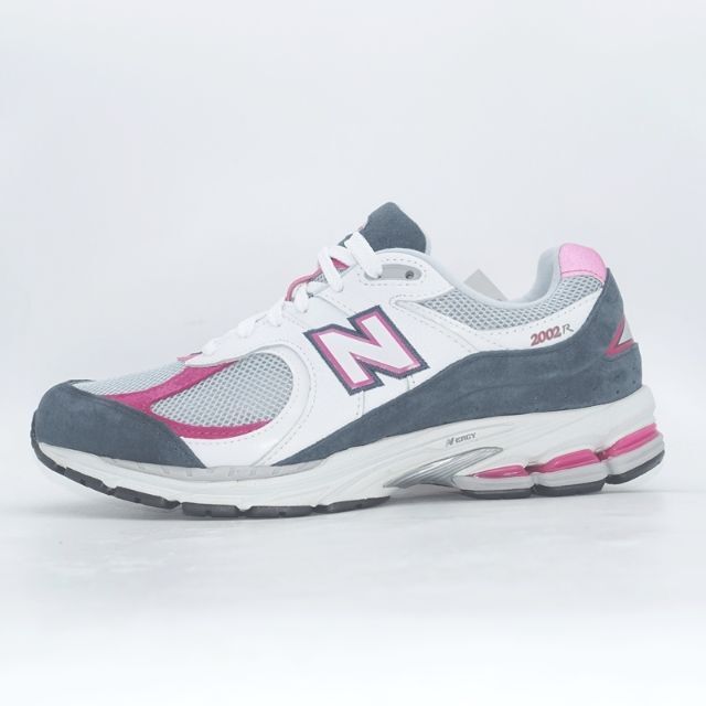 New Balance(ニューバランス)のNEW BALANCE 21ss ML2002RH  メンズの靴/シューズ(スニーカー)の商品写真