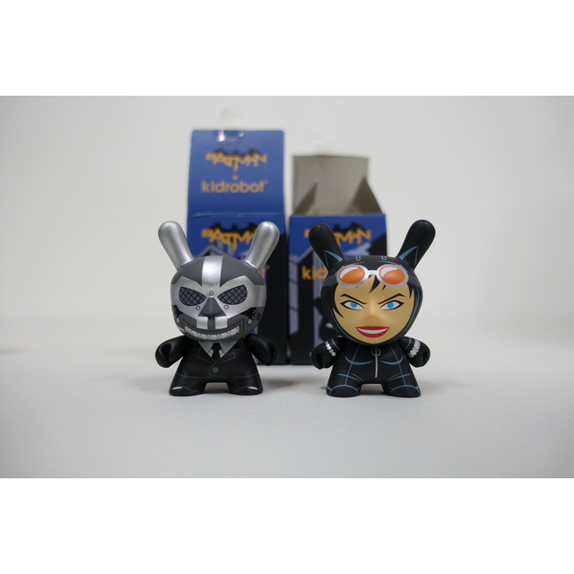 DCコミック バットマン キャットウーマン ロビン kidrobot フィギュア-