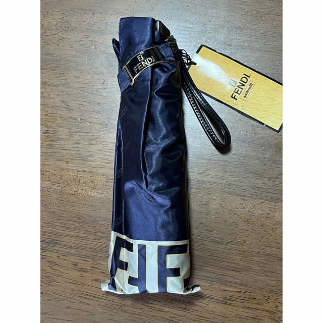 FENDI 未使用新品　シュリンク付き　タグ付き　折り畳み雨傘