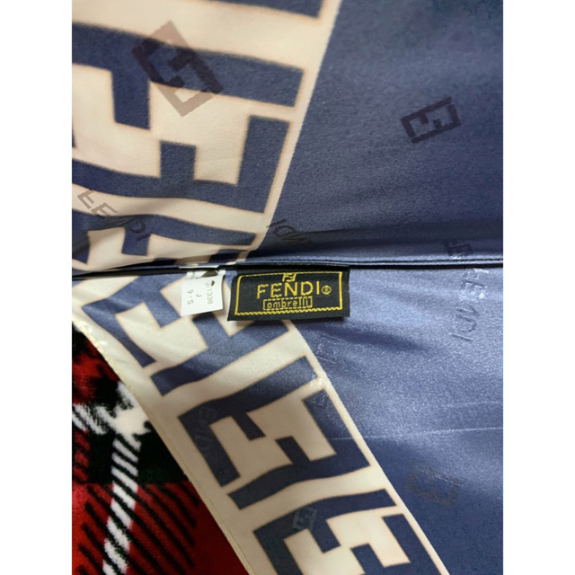 FENDI - FENDI 未使用新品 シュリンク付き タグ付き 折り畳み FENDI - FENDI 未使用新品 シュリンク付き タグ付き 折り畳み