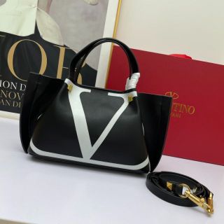 ヴァレンティノ トートバッグの通販 300点以上 | VALENTINOを買うなら ヴァレンティノ トートバッグの通販 300点以上 | VALENTINOを買うなら