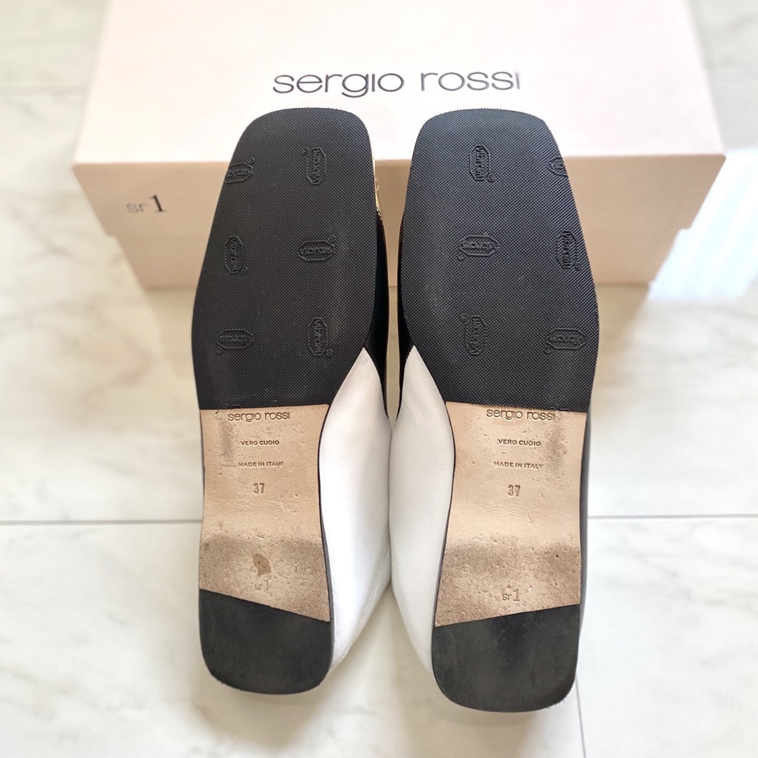 Bottega Veneta(ボッテガヴェネタ)の【tirolyoko様専用】SHOES 2足おまとめ レディースの靴/シューズ(サンダル)の商品写真