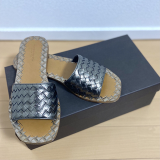 ボッテガヴェネタ(Bottega Veneta)の【tirolyoko様専用】SHOES 2足おまとめ(サンダル)