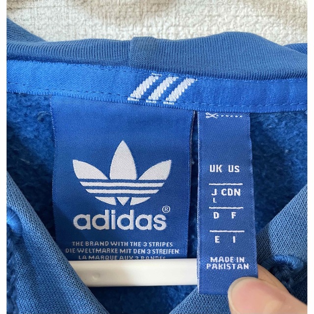 adidas(アディダス)のadidas パーカー メンズのトップス(パーカー)の商品写真