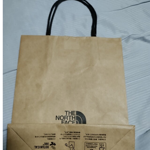 THE NORTH FACE(ザノースフェイス)のノースフェイス　ショップ紙袋　小　30 レディースのバッグ(トートバッグ)の商品写真