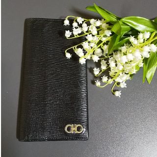 フェラガモ(Ferragamo)の【最終お値下げ！】メンズ   長財布(長財布)