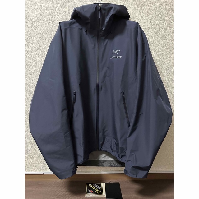 ARC'TERYX(アークテリクス)のARC’TERYX BETA LT Jacket  Blacksapphire メンズのジャケット/アウター(ナイロンジャケット)の商品写真