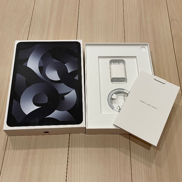 【極美品】iPad Air 第5世代 10.9インチ Wi-Fi 256GBApple