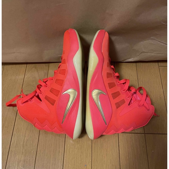 NIKE(ナイキ)のNIKE HYPERDUNK 2016 ID 27.0cm スポーツ/アウトドアのスポーツ/アウトドア その他(バスケットボール)の商品写真