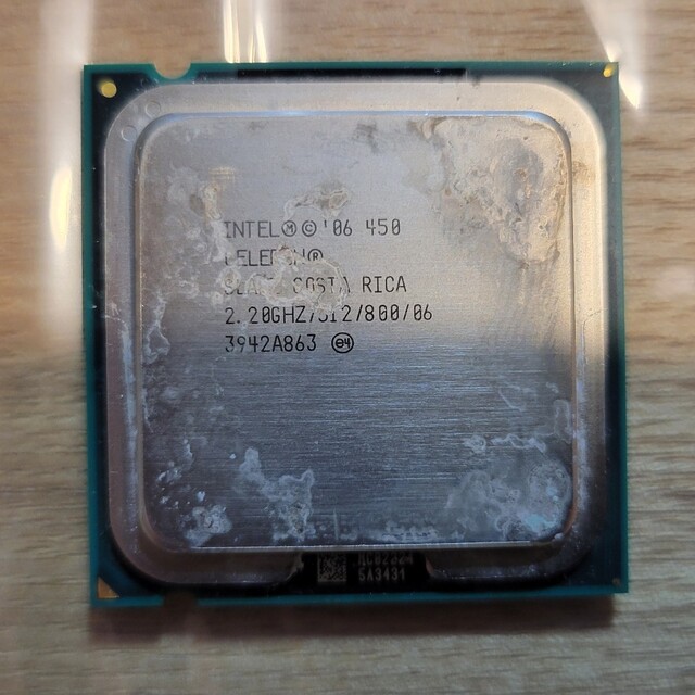 【中古品】インテル® Celeron® プロセッサー 450 動作確認済み エンタメ/ホビーのエンタメ その他(その他)の商品写真