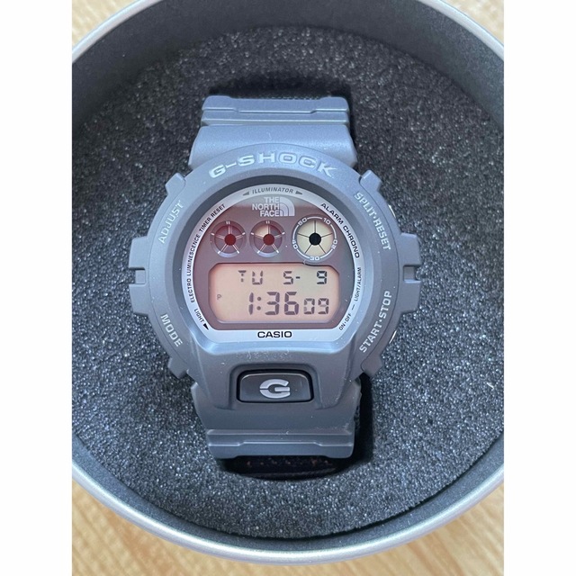 Supreme(シュプリーム)のSupreme The North Face G-SHOCK トリプルネーム メンズの時計(腕時計(デジタル))の商品写真