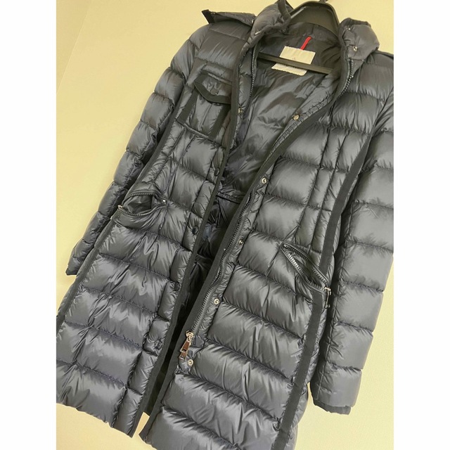 MONCLER(モンクレール)の【MONCLER】HERMINE エルミンヌ00ネイビー メンズのジャケット/アウター(ダウンジャケット)の商品写真