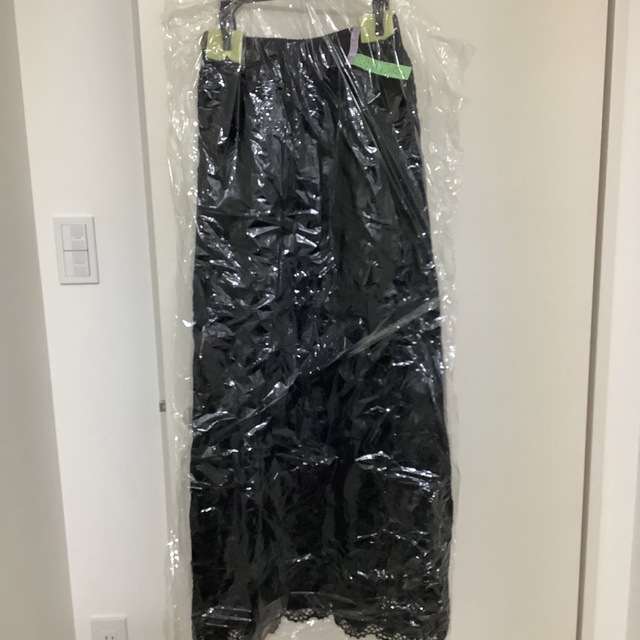 GRACE CONTINENTAL(グレースコンチネンタル)のグレースコンチネンタル　グレースクラス　クロシェニットスカート　22SS レディースのスカート(ロングスカート)の商品写真