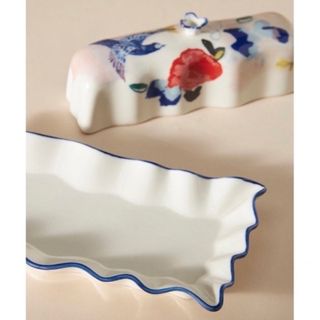 アンソロポロジー(Anthropologie)のギフトにアンソロポロジーLuna製バターディッシュ新品さらにお値下げ中(食器)