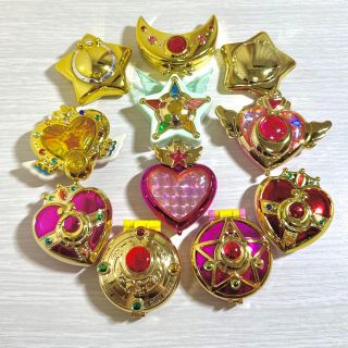 セーラームーン(セーラームーン)の【美品】セーラームーン ガチャガチャ コンパクト 11点セット(キャラクターグッズ)