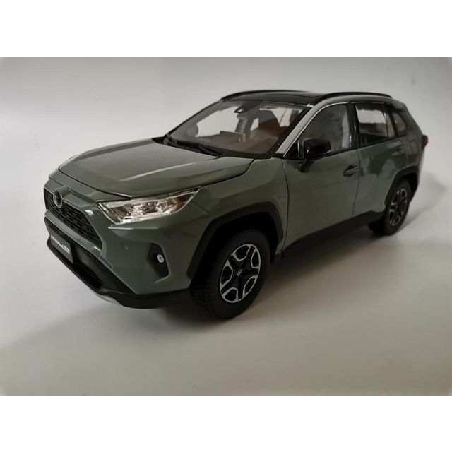 ミニカー 1/18 トヨタ RAV4 2019 カーキ