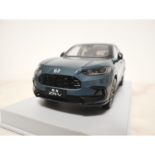 ミニカー 1/18 ホンダ ZR-V SUV 2023 グレー