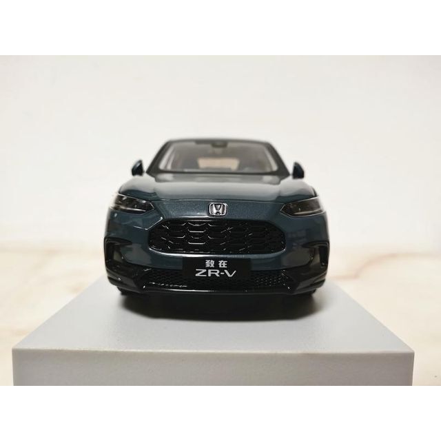 ポンパドー ビター ミニカー 1/18 ホンダ ZR-V SUV 2023 グレー