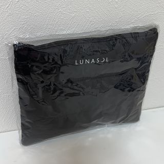 ルナソル(LUNASOL)のLUNASOL ポーチ 黒(ポーチ)