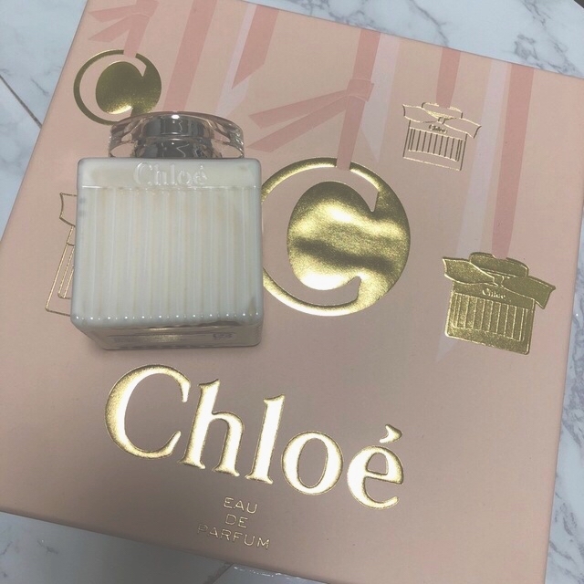 Chloe(クロエ)のクロエ　ボディローション コスメ/美容のボディケア(ボディローション/ミルク)の商品写真