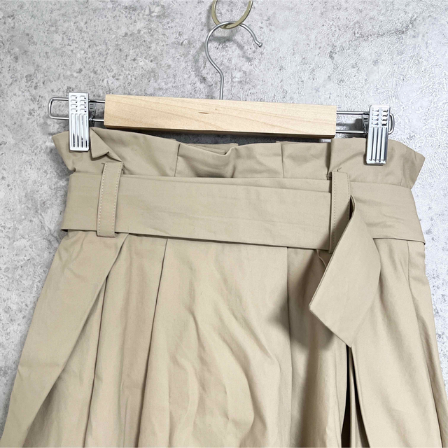 CIROI(シロイ)の【CIROI】シロイ　トロンプルイユスカート　ベージュ　S レア　美品 レディースのスカート(ロングスカート)の商品写真