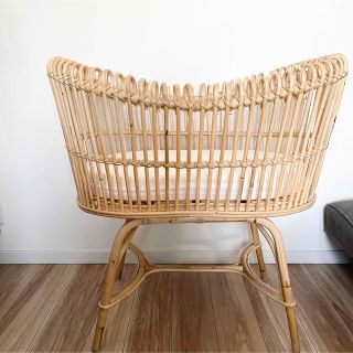 ラタン ベビーベッド マットレス付きの通販 by kiki1023's shop|ラクマ