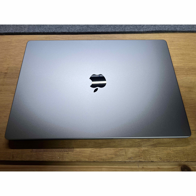 高知インター店 M1 MAX MacBook Pro 16 64GB 1TB UK おまけ付 120750円