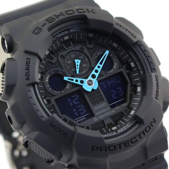 G-SHOCK(ジーショック)の美品 ジーショック G-SHOCK CASIO メンズ GA-100C-8A メンズの時計(腕時計(デジタル))の商品写真