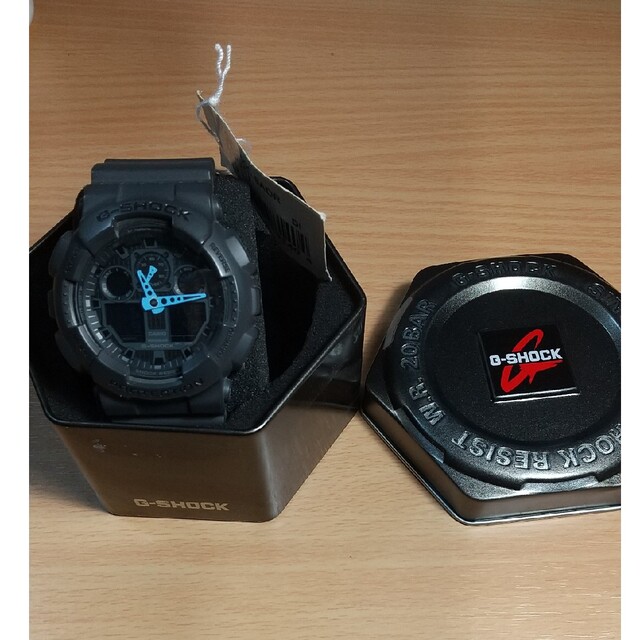 G-SHOCK(ジーショック)の美品 ジーショック G-SHOCK CASIO メンズ GA-100C-8A メンズの時計(腕時計(デジタル))の商品写真