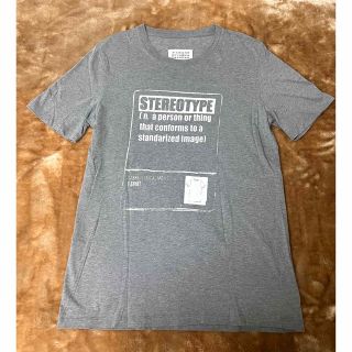 マルタンマルジェラ(Maison Martin Margiela)の(美品)メゾンマルジェラ　stereo type Tシャツ　グレー サイズ46(Tシャツ/カットソー(半袖/袖なし))