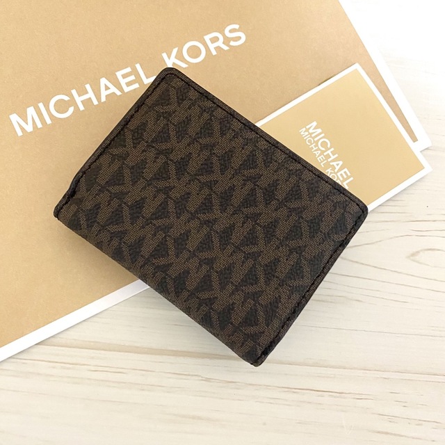 完売カラー 新品 MICHAEL KORS マイケルコース 折り財布 エナメル