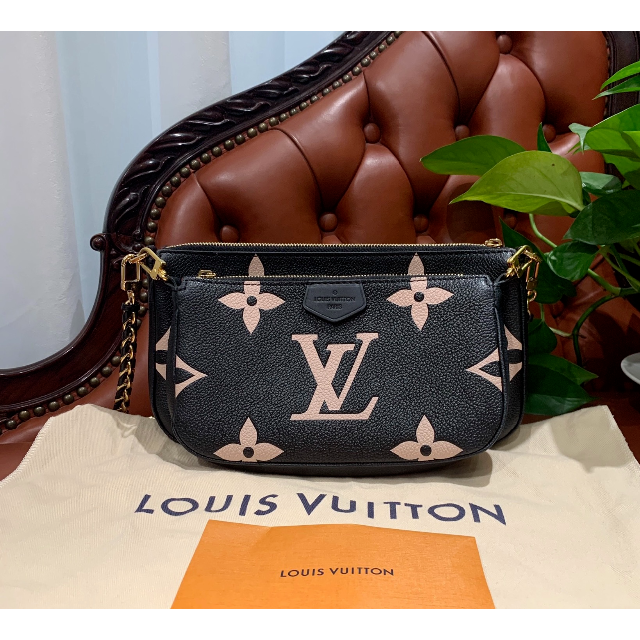 好評在庫 LOUIS VUITTON - 大歓迎*ルイヴィトン*ショルダーバッグの