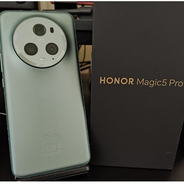 HUAWEI(ファーウェイ)のHONOR Magic 5 Pro グローバル版 緑　12/512 スマホ/家電/カメラのスマートフォン/携帯電話(スマートフォン本体)の商品写真