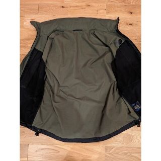 人気絶頂 【美品】TILAKティラック LokeVentileJacketルケベンタイル