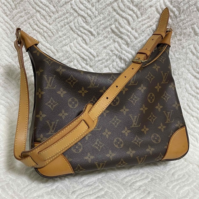 LOUIS VUITTON - 【外観極美品】ルイヴィトン ブローニュ30 ショルダー