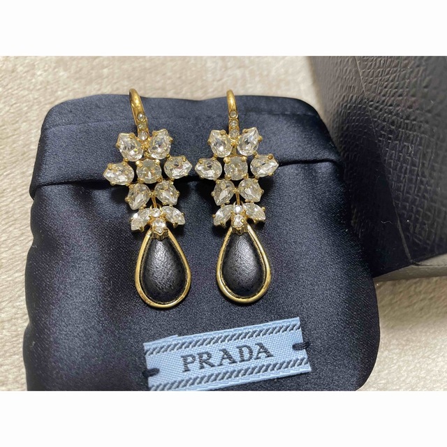 未使用品】PRADA レザーピアス - ピアス