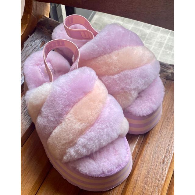 激レア・入手困難✨22cm✨超美品✨UGG✨DISCO STRIPE SLIDE-