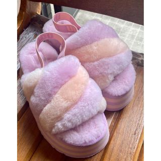 UGG - 激レア・入手困難✨22cm✨超美品✨UGG✨DISCO STRIPE SLIDEの
