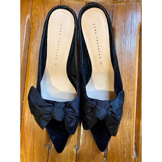 ZARA - 激レア✨超美品✨23.5cm相当✨ZARA✨ベルベット✨Bigリボン