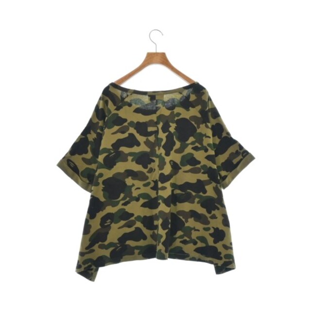 A BATHING APE(アベイシングエイプ)のA BATHING APE Tシャツ・カットソー F カーキx黒x茶等(総柄) 【古着】【中古】 レディースのトップス(カットソー(半袖/袖なし))の商品写真