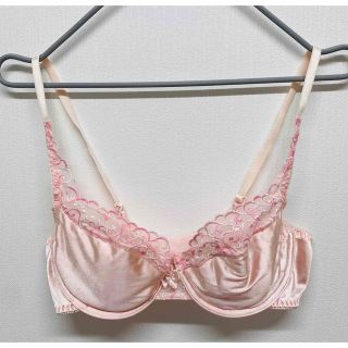 ヴィクトリアズシークレット(Victoria's Secret)の新品未使用　Victoria’s Secret サテンブラ&ショーツセット(ブラ&ショーツセット)