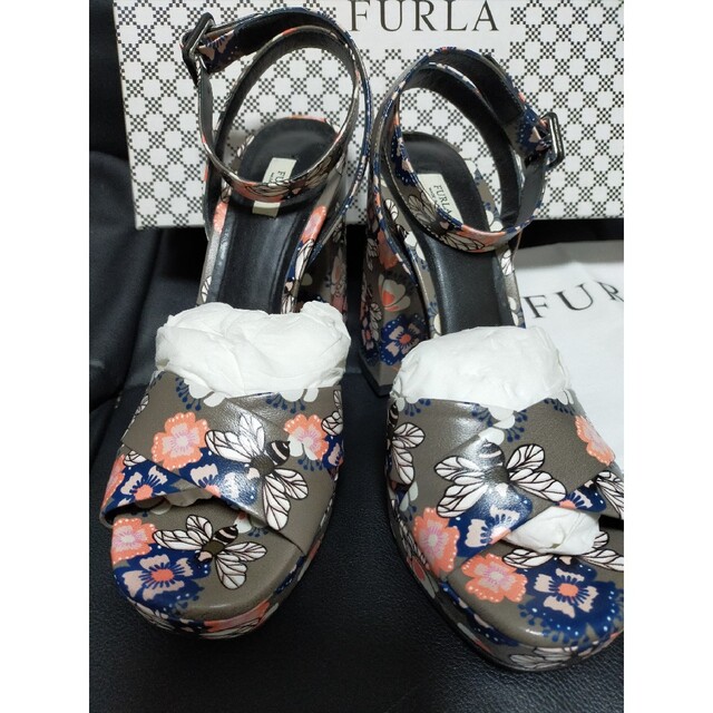 FURLA フルラ 花柄デザイン ストラップ 太ヒール サンダル 新品未使用品-