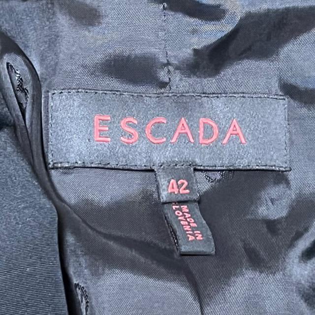 最終価格　エスカーダ　ブラックジャケット新品（1235）