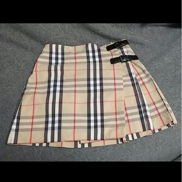 BURBERRY(バーバリー)のバーバリー ノバチェッククラシックスカート 104 キッズ/ベビー/マタニティのキッズ服女の子用(90cm~)(スカート)の商品写真