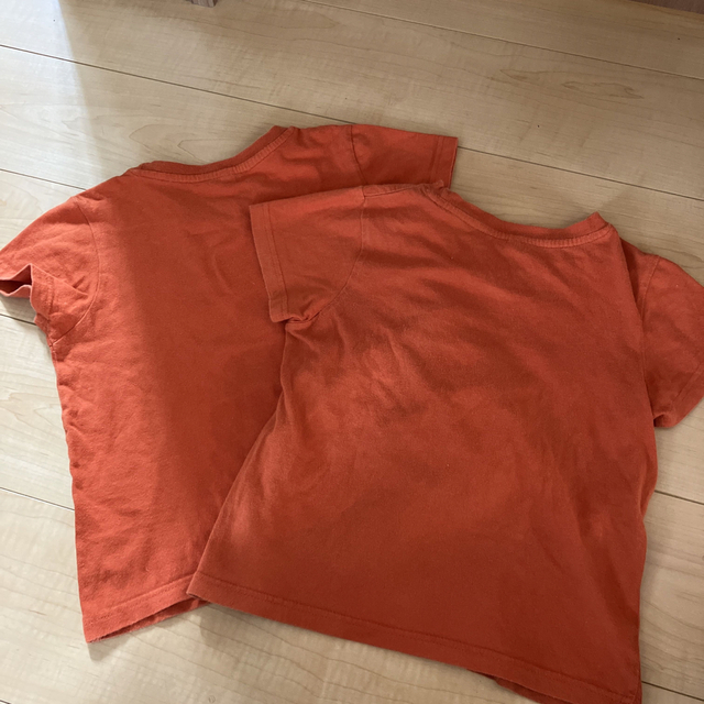 しまむら(シマムラ)のキッズTシャツ120  2枚セット　双子 キッズ/ベビー/マタニティのキッズ服男の子用(90cm~)(Tシャツ/カットソー)の商品写真