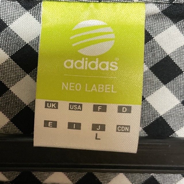 adidas(アディダス)のSALE❣️アディダス  Neo❣️ 綿ウインドブレーカー　　Lサイズ❣️ スポーツ/アウトドアのゴルフ(ウエア)の商品写真