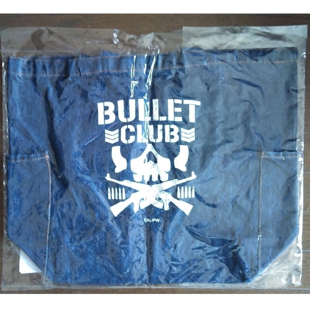 デニムトートバッグ　新日本プロレス　BULLET CULB ver. スポーツ/アウトドアのスポーツ/アウトドア その他(格闘技/プロレス)の商品写真