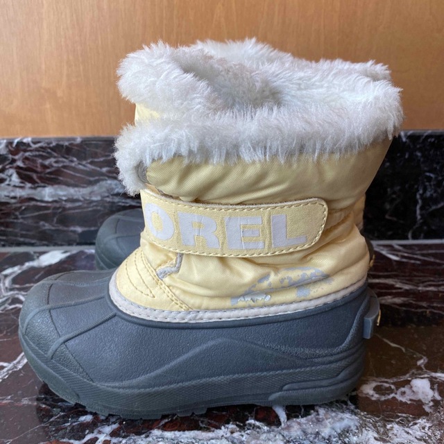 SOREL(ソレル)のソレル　スノーブーツ　18センチ　黄色 キッズ/ベビー/マタニティのキッズ靴/シューズ(15cm~)(ブーツ)の商品写真