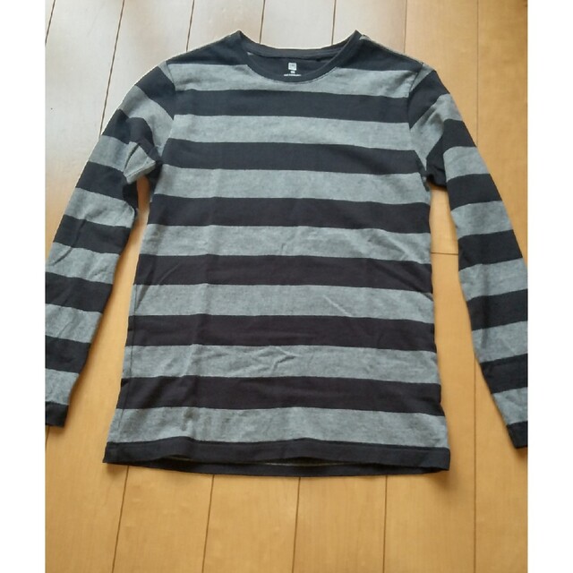 UNIQLO(ユニクロ)のユニクロ　長袖Tシャツ　150cm キッズ/ベビー/マタニティのキッズ服女の子用(90cm~)(Tシャツ/カットソー)の商品写真